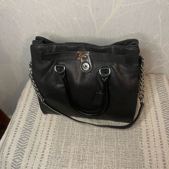 Michael Kors Handbags - BRAND NEW!!!! Michael Kors Tote Bag